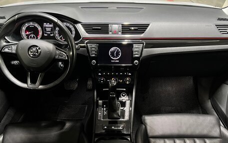 Skoda Superb III рестайлинг, 2016 год, 2 800 000 рублей, 7 фотография