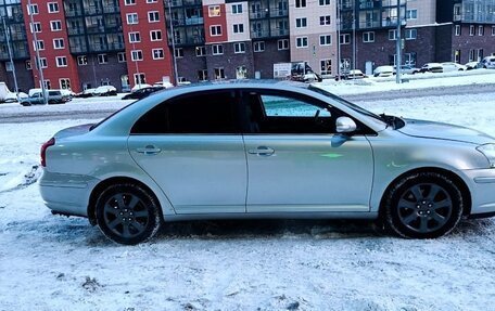 Toyota Avensis III рестайлинг, 2006 год, 780 000 рублей, 4 фотография