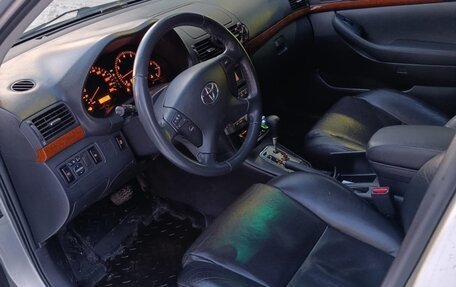 Toyota Avensis III рестайлинг, 2006 год, 780 000 рублей, 9 фотография