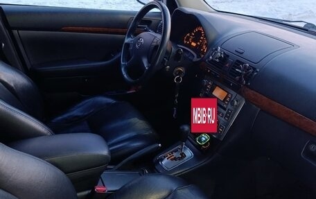 Toyota Avensis III рестайлинг, 2006 год, 780 000 рублей, 8 фотография