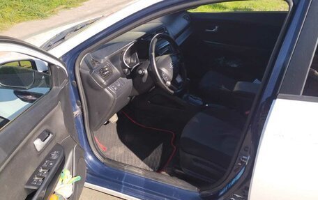 KIA Rio III рестайлинг, 2015 год, 299 999 рублей, 3 фотография