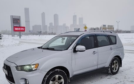 Mitsubishi Outlander III рестайлинг 3, 2010 год, 970 000 рублей, 1 фотография