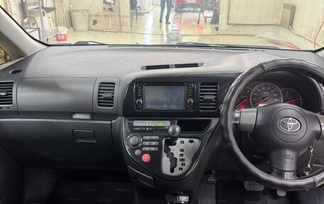 Toyota Wish II, 2003 год, 825 000 рублей, 7 фотография