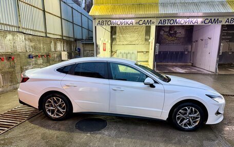 Hyundai Sonata VIII, 2021 год, 1 750 000 рублей, 2 фотография