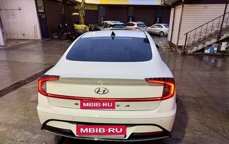 Hyundai Sonata VIII, 2021 год, 1 750 000 рублей, 3 фотография