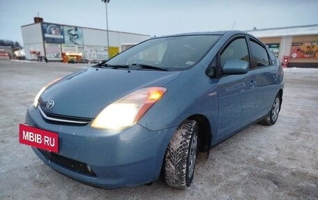 Toyota Prius, 2007 год, 930 000 рублей, 4 фотография
