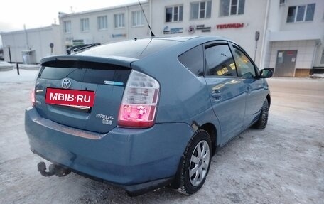 Toyota Prius, 2007 год, 930 000 рублей, 2 фотография