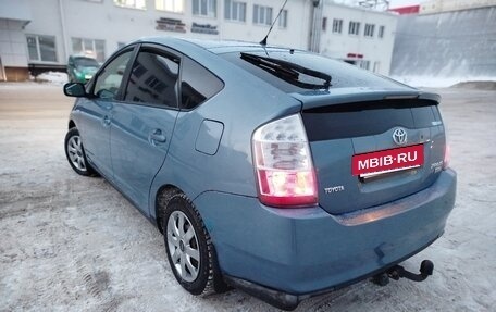 Toyota Prius, 2007 год, 930 000 рублей, 3 фотография