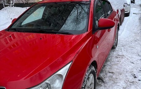 Chevrolet Cruze II, 2013 год, 585 000 рублей, 3 фотография