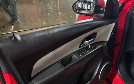 Chevrolet Cruze II, 2013 год, 585 000 рублей, 10 фотография