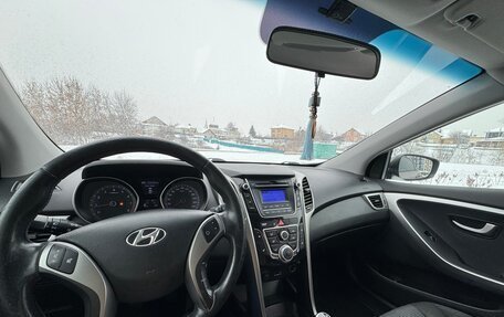 Hyundai i30 II рестайлинг, 2012 год, 860 000 рублей, 8 фотография