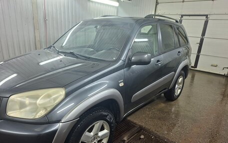 Toyota RAV4, 2005 год, 670 000 рублей, 2 фотография