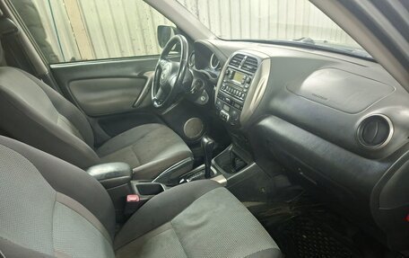 Toyota RAV4, 2005 год, 670 000 рублей, 15 фотография