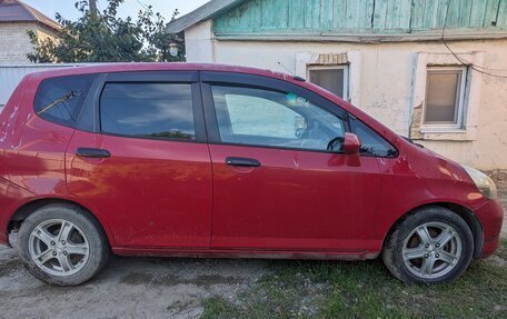 Honda Fit III, 2001 год, 350 000 рублей, 3 фотография