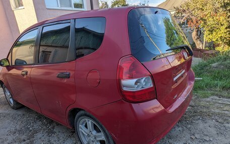 Honda Fit III, 2001 год, 350 000 рублей, 4 фотография