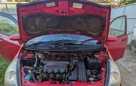 Honda Fit III, 2001 год, 350 000 рублей, 11 фотография