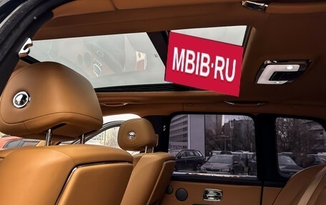 Rolls-Royce Cullinan, 2019 год, 33 500 000 рублей, 21 фотография