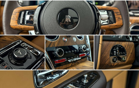 Rolls-Royce Cullinan, 2019 год, 33 500 000 рублей, 28 фотография