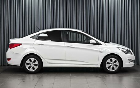 Hyundai Solaris II рестайлинг, 2015 год, 964 000 рублей, 5 фотография