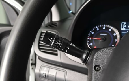 Hyundai Solaris II рестайлинг, 2015 год, 964 000 рублей, 17 фотография