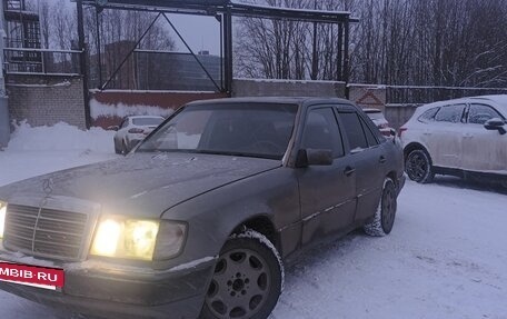 Mercedes-Benz W124, 1993 год, 250 000 рублей, 4 фотография
