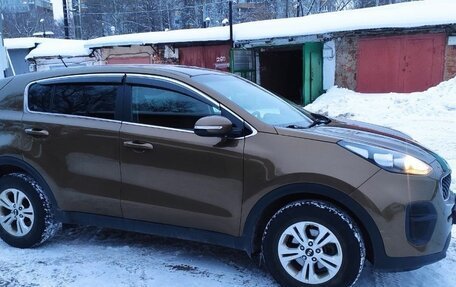 KIA Sportage IV рестайлинг, 2016 год, 1 380 000 рублей, 4 фотография