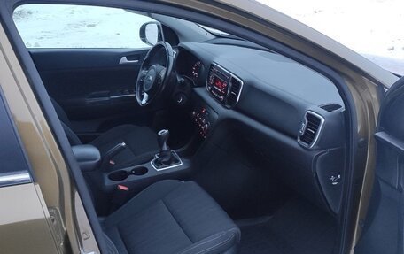 KIA Sportage IV рестайлинг, 2016 год, 1 380 000 рублей, 5 фотография