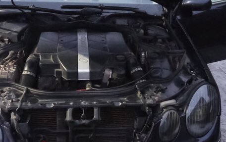 Mercedes-Benz E-Класс, 2004 год, 635 000 рублей, 12 фотография