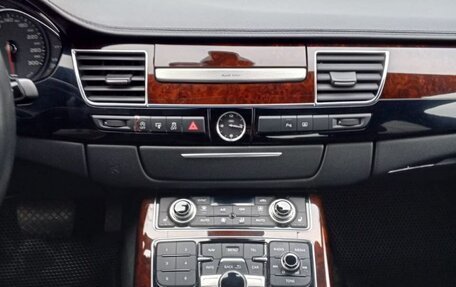 Audi A8, 2013 год, 1 790 000 рублей, 19 фотография