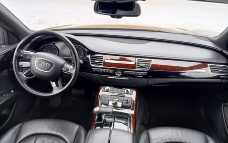 Audi A8, 2013 год, 1 790 000 рублей, 13 фотография