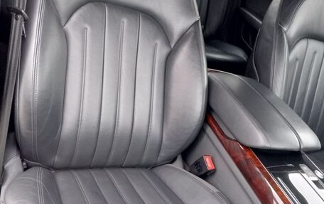 Audi A8, 2013 год, 1 790 000 рублей, 15 фотография