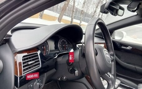 Audi A8, 2013 год, 1 790 000 рублей, 16 фотография