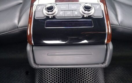 Audi A8, 2013 год, 1 790 000 рублей, 26 фотография