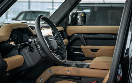 Land Rover Defender II, 2025 год, 21 500 000 рублей, 16 фотография