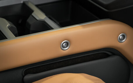 Land Rover Defender II, 2025 год, 21 500 000 рублей, 24 фотография