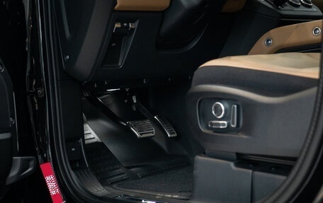 Land Rover Defender II, 2025 год, 21 500 000 рублей, 30 фотография