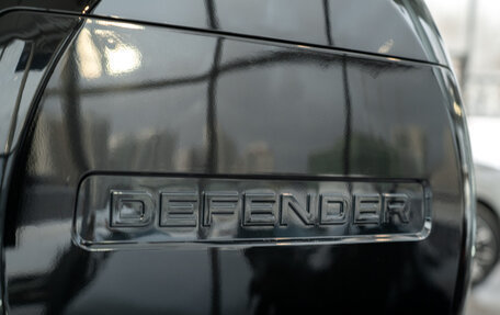 Land Rover Defender II, 2025 год, 21 500 000 рублей, 38 фотография