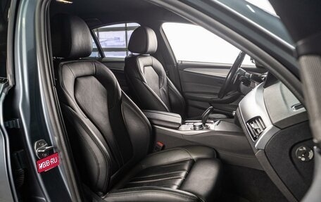 BMW 5 серия, 2019 год, 4 499 000 рублей, 15 фотография