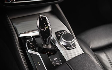 BMW 5 серия, 2019 год, 4 499 000 рублей, 22 фотография