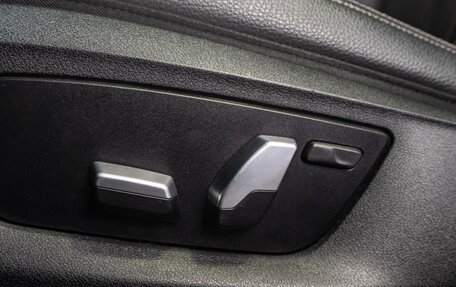 BMW 5 серия, 2019 год, 4 499 000 рублей, 27 фотография