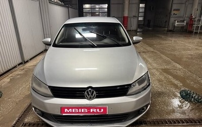Volkswagen Jetta VI, 2013 год, 900 000 рублей, 1 фотография