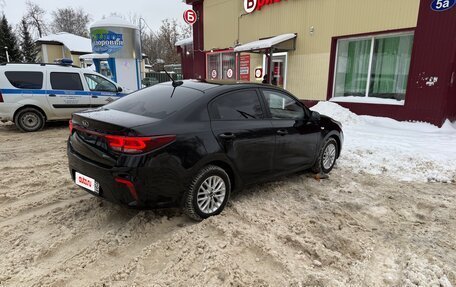 KIA Rio IV, 2018 год, 1 299 000 рублей, 8 фотография