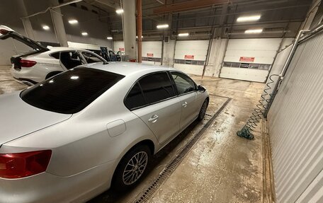 Volkswagen Jetta VI, 2013 год, 900 000 рублей, 6 фотография