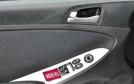 Hyundai Solaris II рестайлинг, 2014 год, 780 000 рублей, 14 фотография