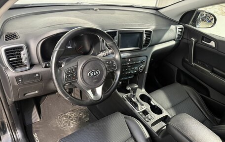 KIA Sportage IV рестайлинг, 2017 год, 2 099 800 рублей, 8 фотография