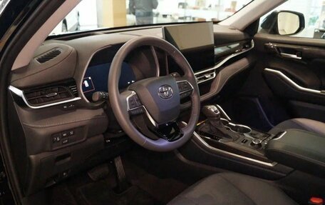 Toyota Highlander, 2025 год, 7 200 000 рублей, 11 фотография