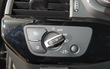 Audi A4, 2018 год, 2 099 000 рублей, 14 фотография