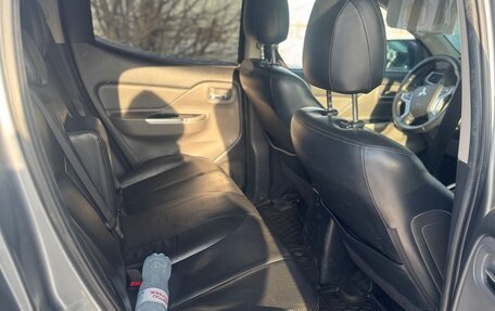 Mitsubishi L200 IV рестайлинг, 2017 год, 2 650 000 рублей, 7 фотография