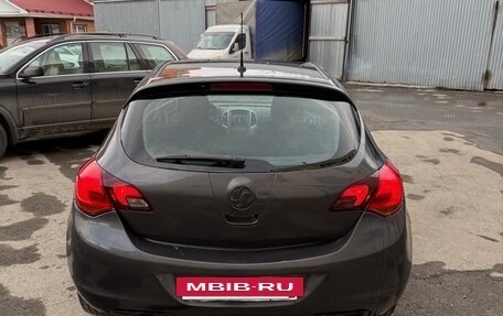 Opel Astra J, 2010 год, 430 000 рублей, 6 фотография