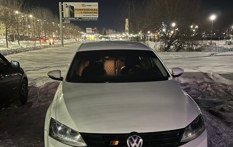 Volkswagen Jetta VI, 2016 год, 1 400 000 рублей, 4 фотография